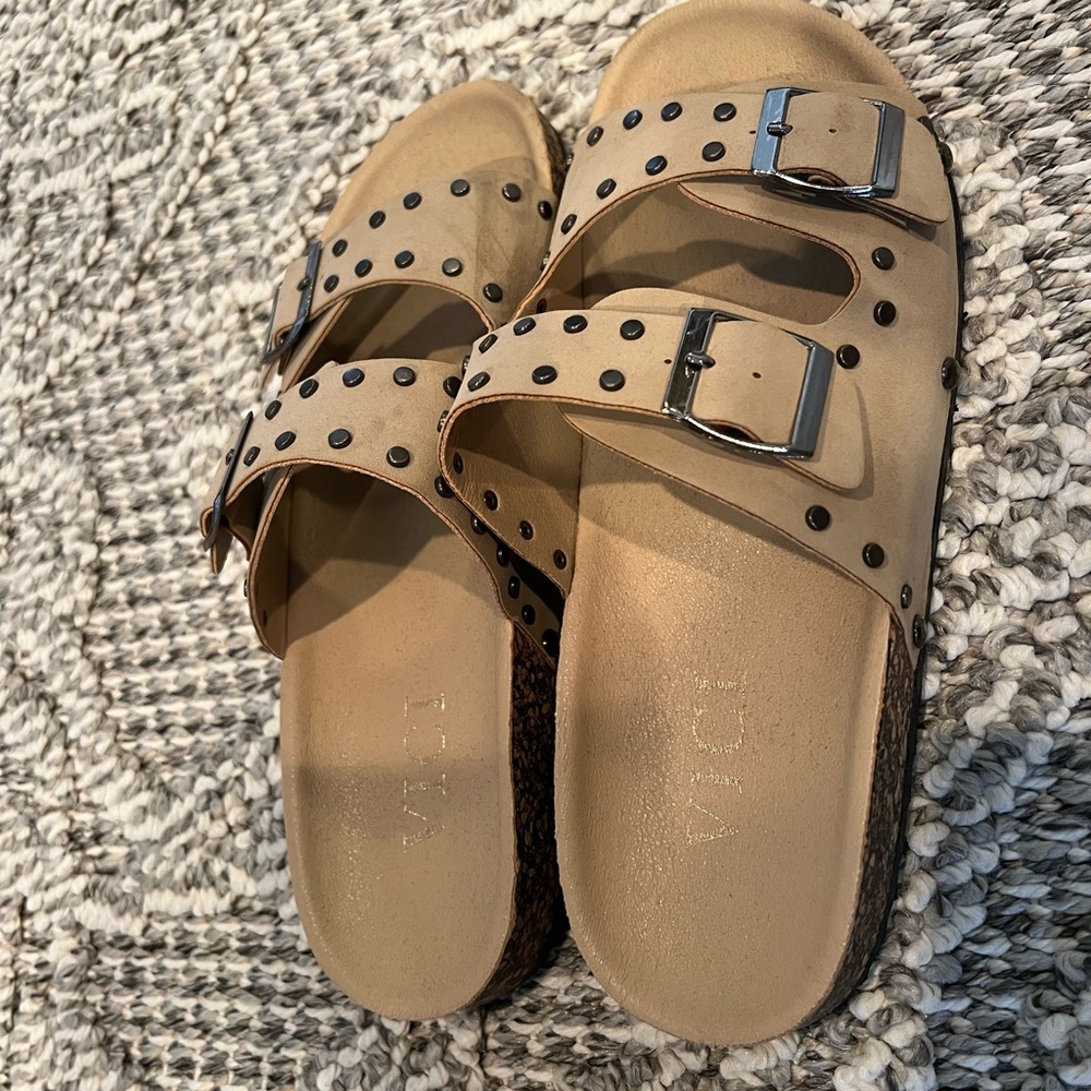 VICI studded sandals